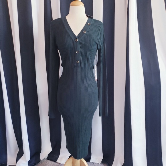 Forever 21 Dresses & Skirts - Forever 21 Hunter Green Sweater Dress
